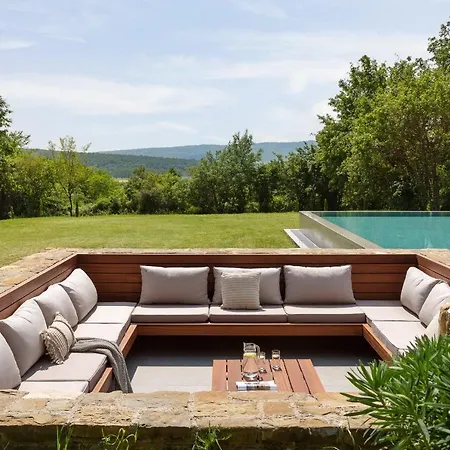 Stone House Baracchi *