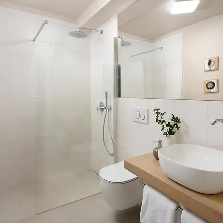 Stone House Baracchi