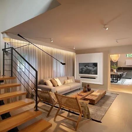 Stone House Baracchi Lanisce