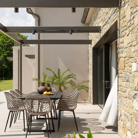 Stone House Baracchi * Lanišće
