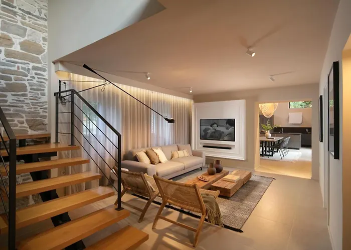 Stone House Baracchi Lanisce