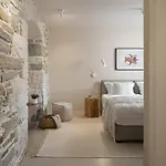 Stone House Baracchi Villa *